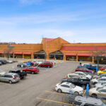 Shoppes of Mason Kroger storefront and parking.