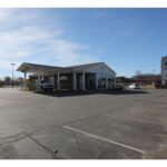 Linwood Square, PNC Bank, tenant sign, and CVS Pharmacy